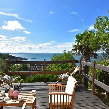 Feriehus Sea View In Fermanville